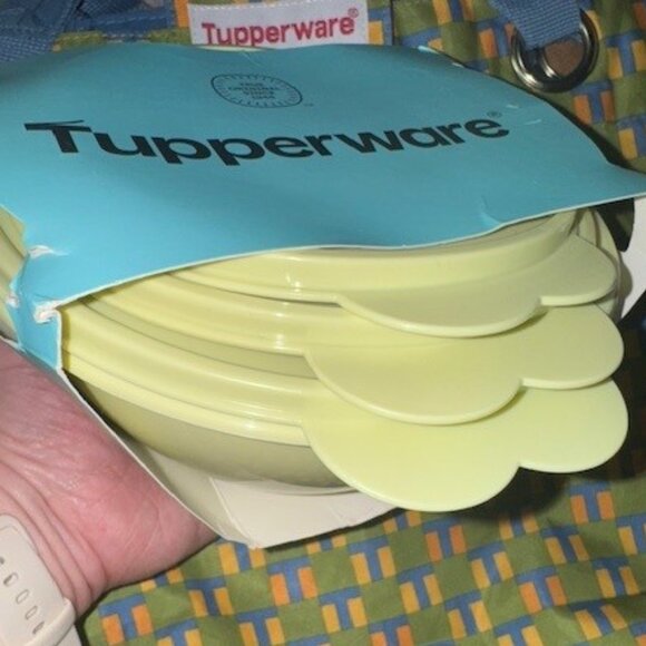 Tupperware Wonderlier Bowls 3pc Set - Picture 4 of 5